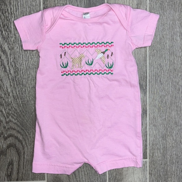 Custom Hunting embroidered rompe - Picture 1 of 3